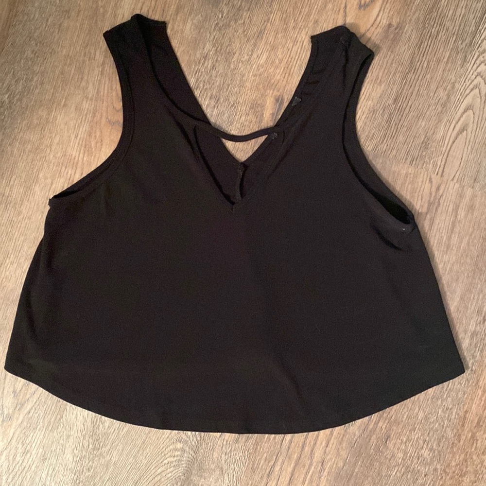 Cut out cropped tank top